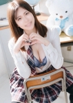 なぎさ、パンチラJK