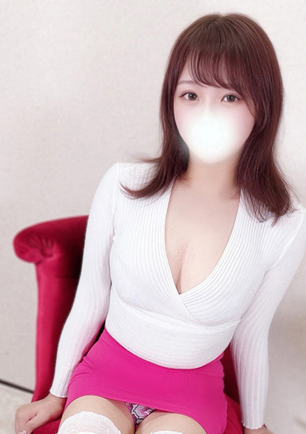岡村ことは、大人のエッチなエステ池袋店 3