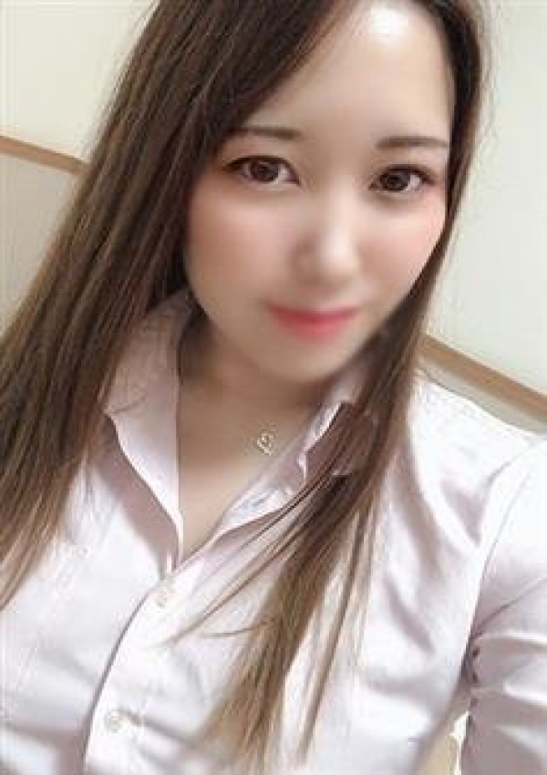 ななみ、wow!こんなの!?ヤリすぎサークル新宿、新大久保店