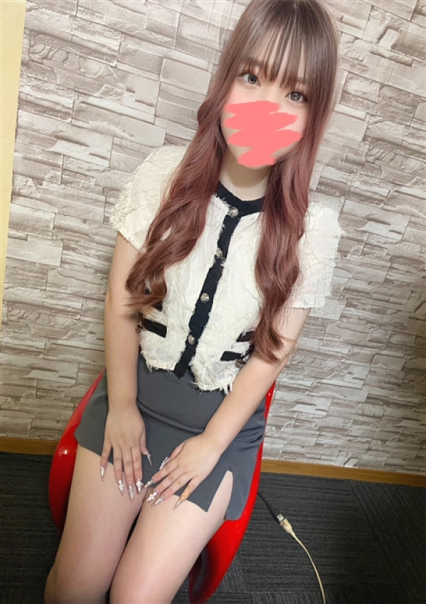 リナ、大阪激安デリヘル LIMIT(リミット) 1