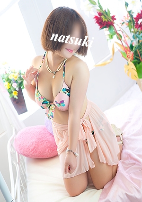 夏輝(なつき)、天使のゆびさき 岡山店 3