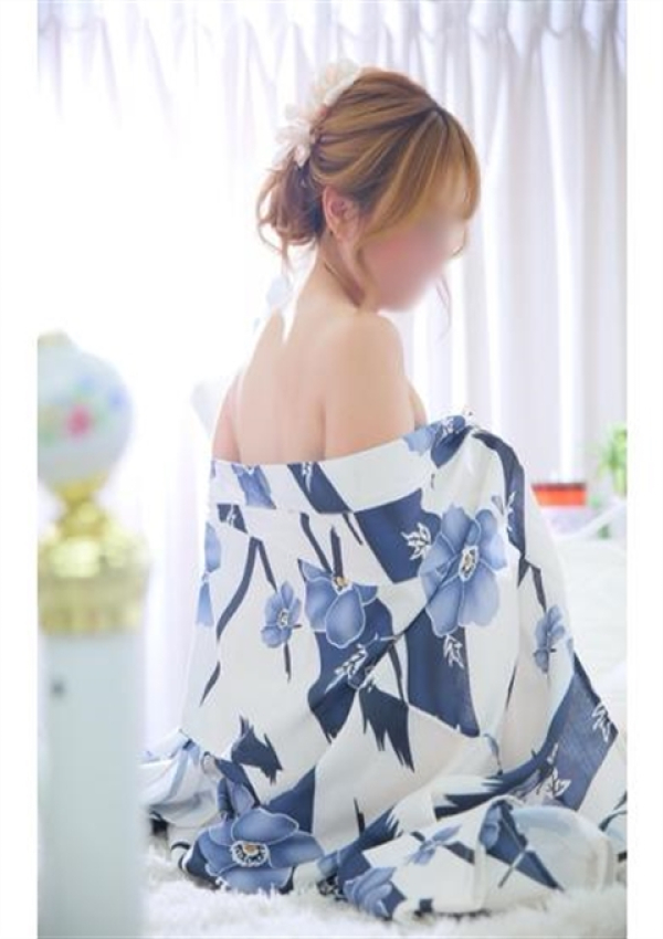 新人りな☆業界未経験、セレブ パラダイス 3