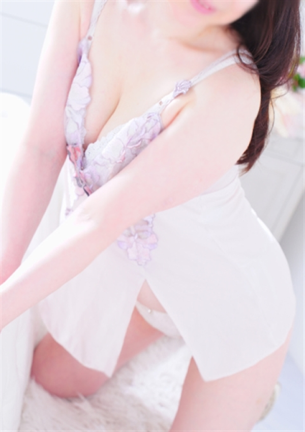 橋本 ゆり、Mrs.Revoir-ミセスレヴォアール- 4