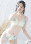 香澄(かすみ)、新宿泡洗体ハイブリッドエステ