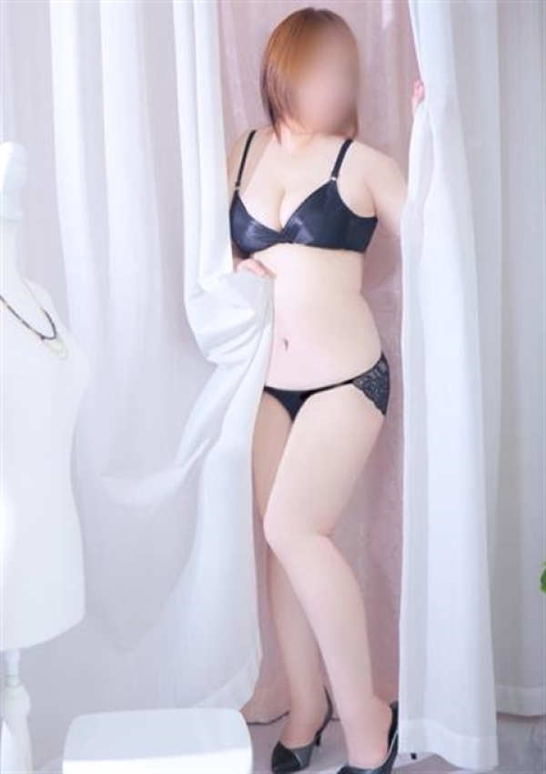 体験さちか、24時間!!美女痴女Kiaro 3