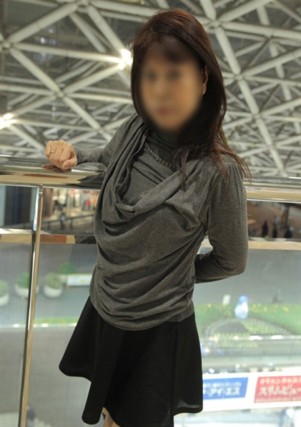あや、かわいい熟女&おいしい人妻 池袋店 5