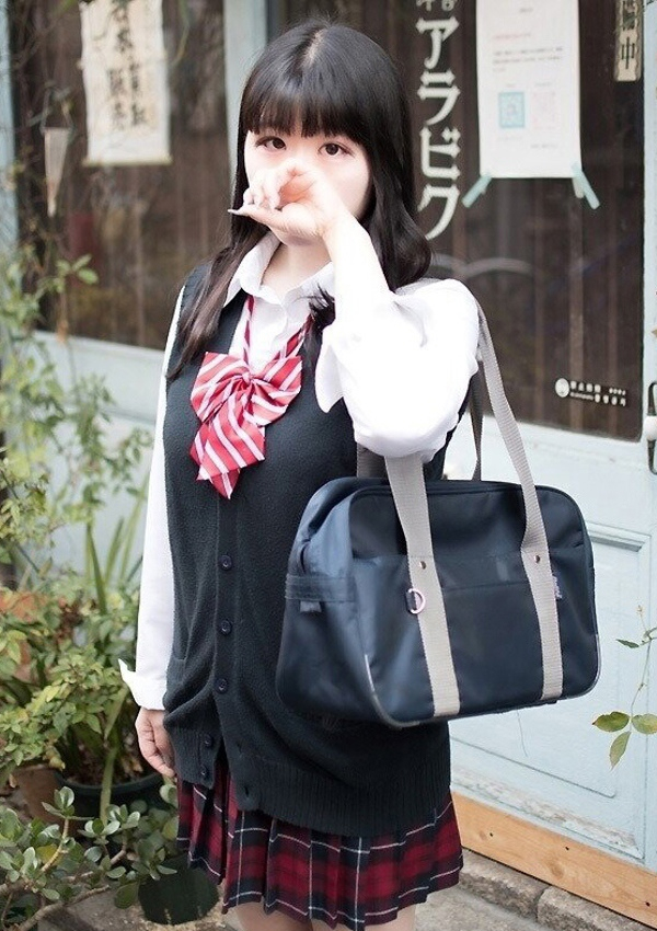 みお、大阪デリヘル学園 1