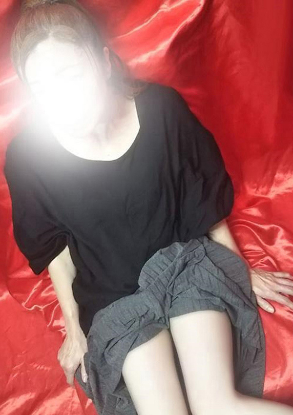 井上、変態美熟女お貸しします。 4