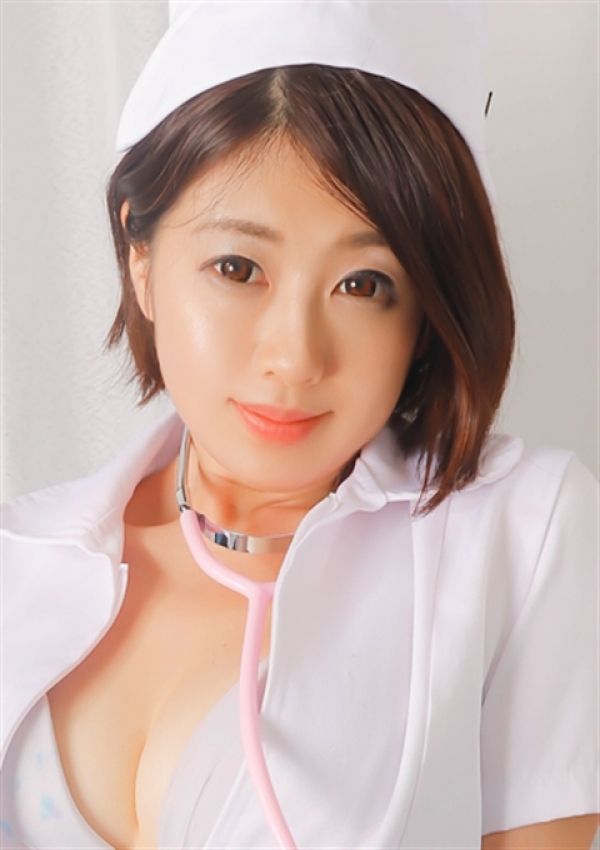 美里詩織、覚醒!?舐めたくてクリニック～脈打つエロを解放します～ 4