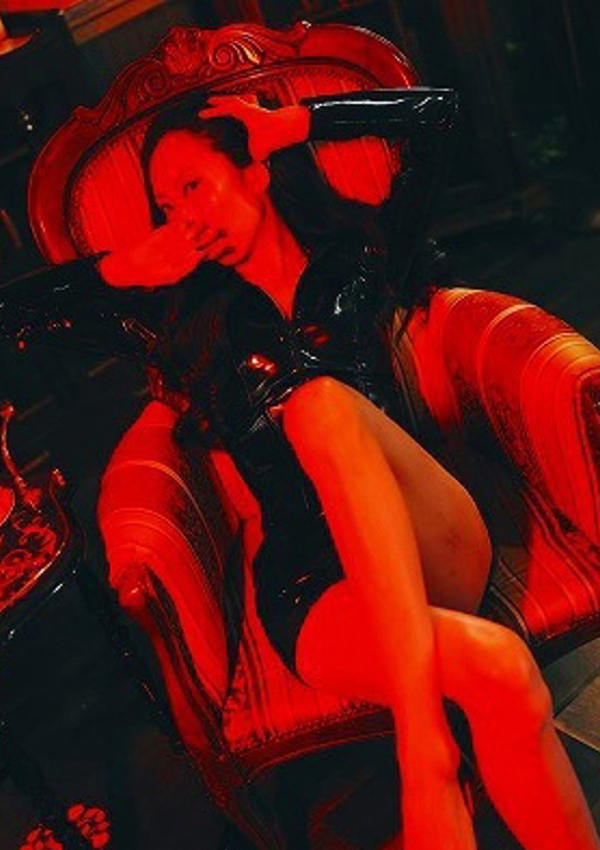 響(ヒビキ)女王様、クラブドミナ 5