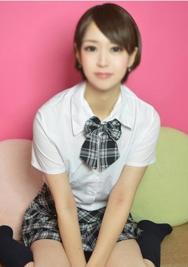 ちあき、18歳19歳の素人専門店 渋谷素人コスプレ学園 2