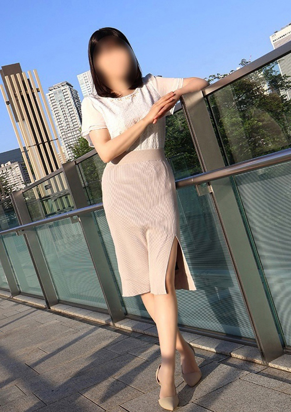 美咲、東京人妻フォーシーズンズ 3
