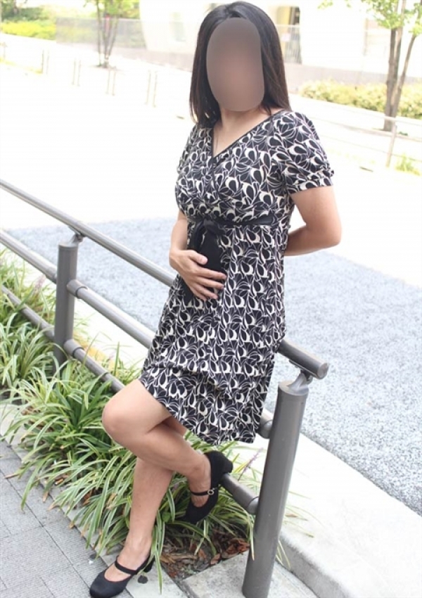 よしこ、かわいい熟女&おいしい人妻 五反田・品川店 3