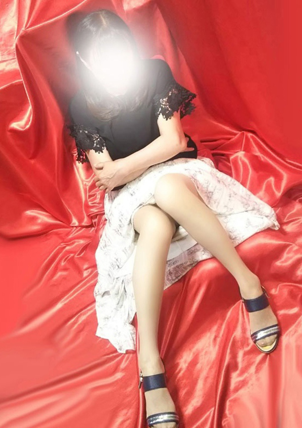 麻生、変態美熟女お貸しします。