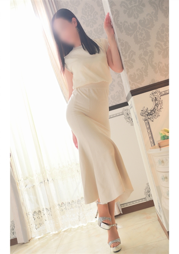 なるみ、性腺熟女100% 6