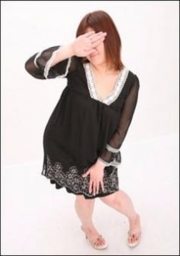 まな、となりの奥さま 1