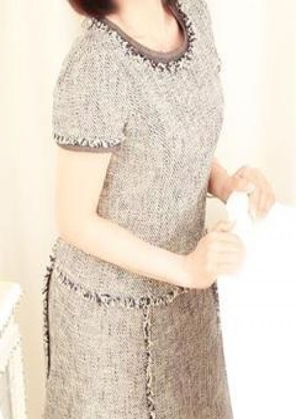 村井りりこ、奥妻癒しの空間～札幌出張人妻エステ～