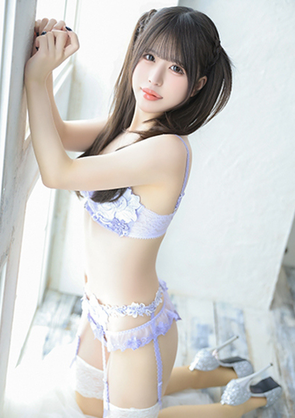 つきこ、シャブール 13