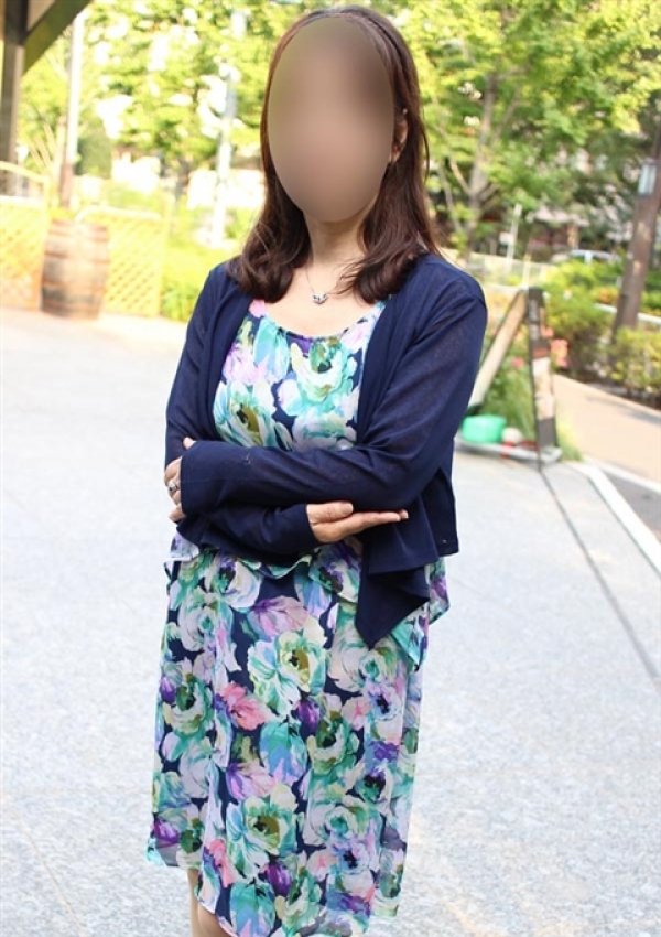 りえ、かわいい熟女&おいしい人妻 五反田・品川店 3