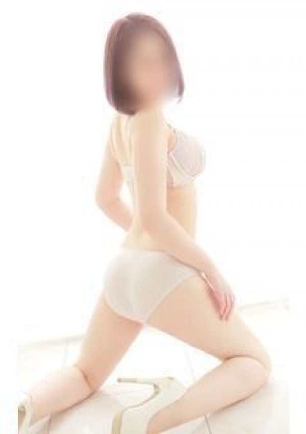 山下美月、キャバの宅急便 3