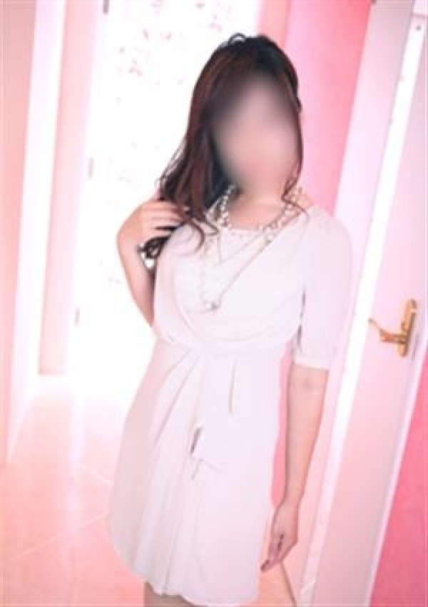 上原 彩葉、花びら美人 8