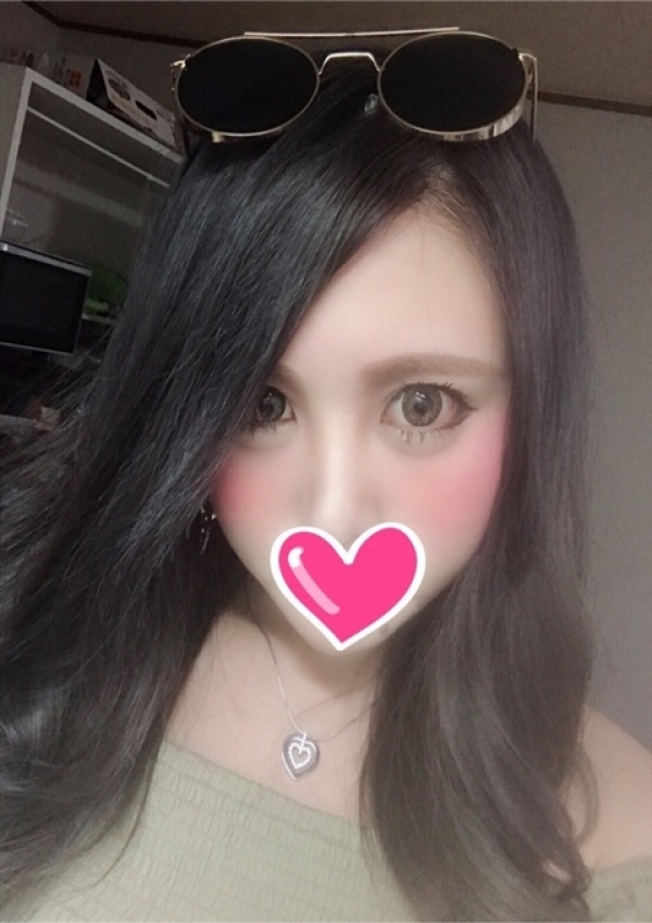 あみな、覚醒!?舐めたくてクリニック～脈打つエロを解放します～ 2