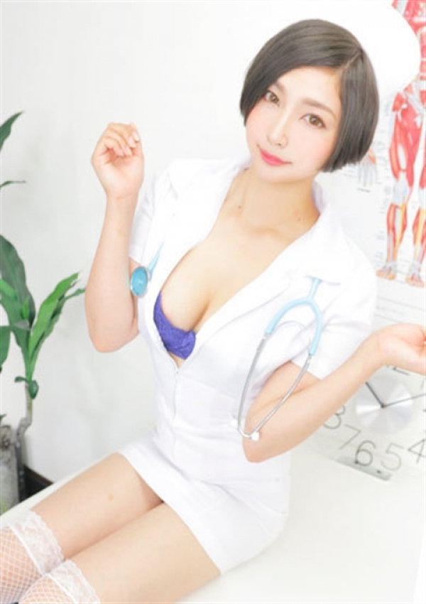 いおり、覚醒!?舐めたくてクリニック～脈打つエロを解放します～ 2