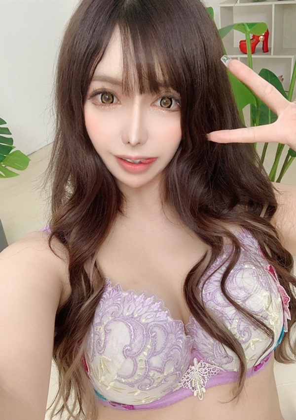 かなで、山梨デリヘル 『Sコレクション』甲府 2