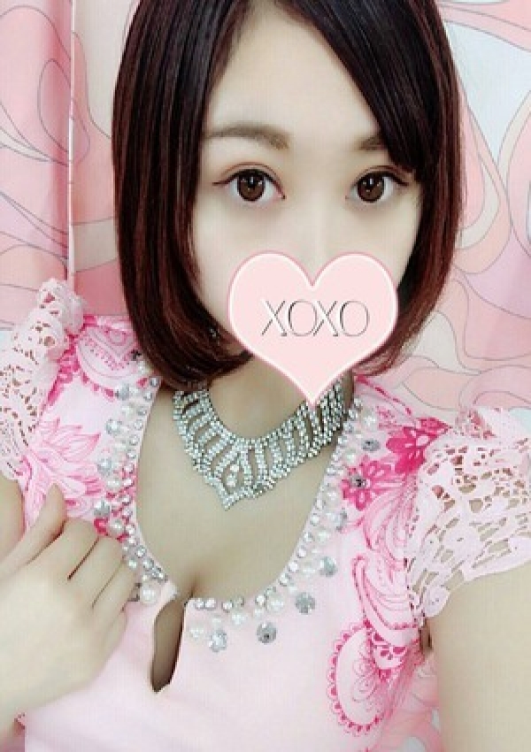 Hinata ヒナタ、XOXO Hug&Kiss 神戸店
