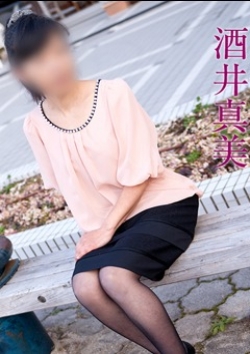 酒井真美、五十路マダム 4