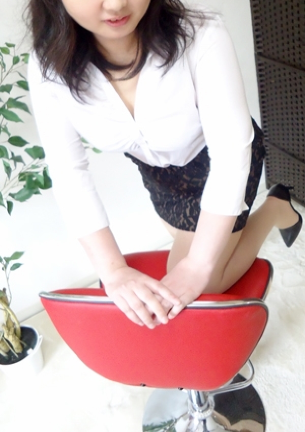 さとみ、汁だく淫乱欲情妻 2