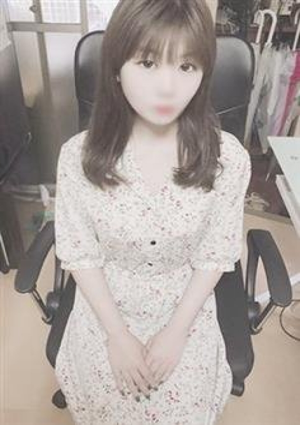 りな、wow!こんなの!?ヤリすぎサークル新宿、新大久保店 3