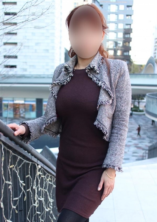 かずみ、かわいい熟女&おいしい人妻 五反田・品川店 1