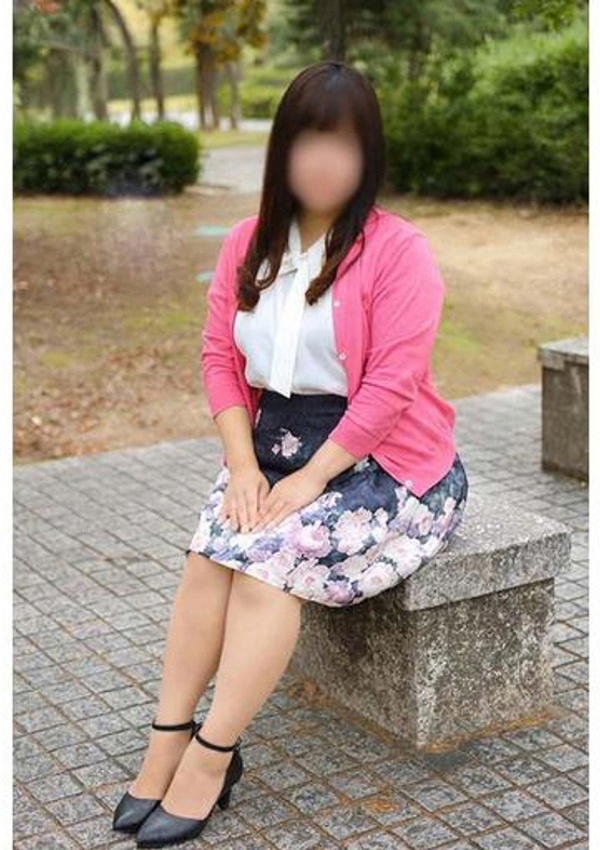 ふみか、駅待ち合わせ専門店 待ちナビ 3