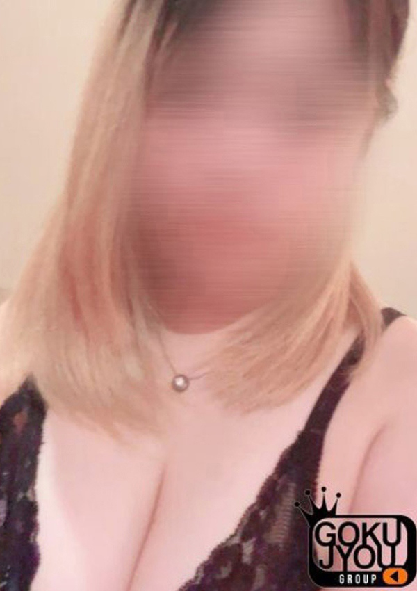 なるせ、紳士な僕はふんわり彼女の調教師