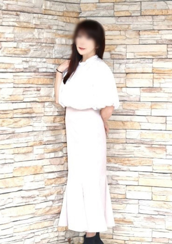 東尾、極上でエッチな人妻 2