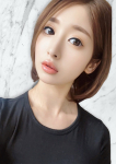 まゆゆ、いただきパイパンガール