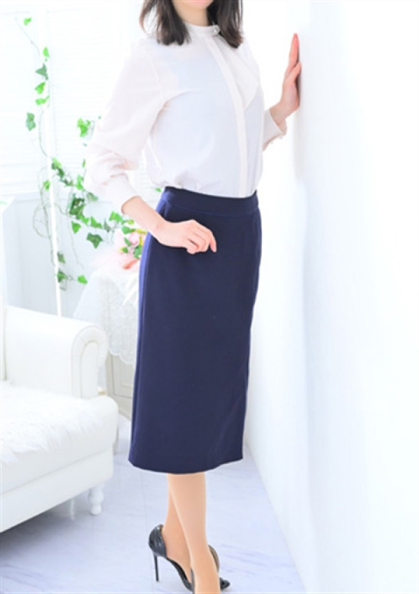 河合なお、Mrs.Revoir-ミセスレヴォアール- 3