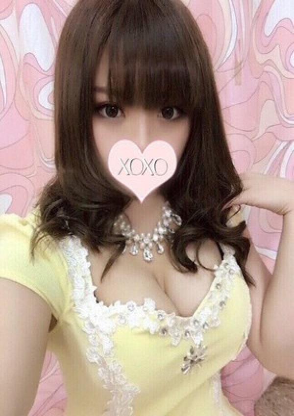 Miho ミホ、XOXO Hug&Kiss 神戸店