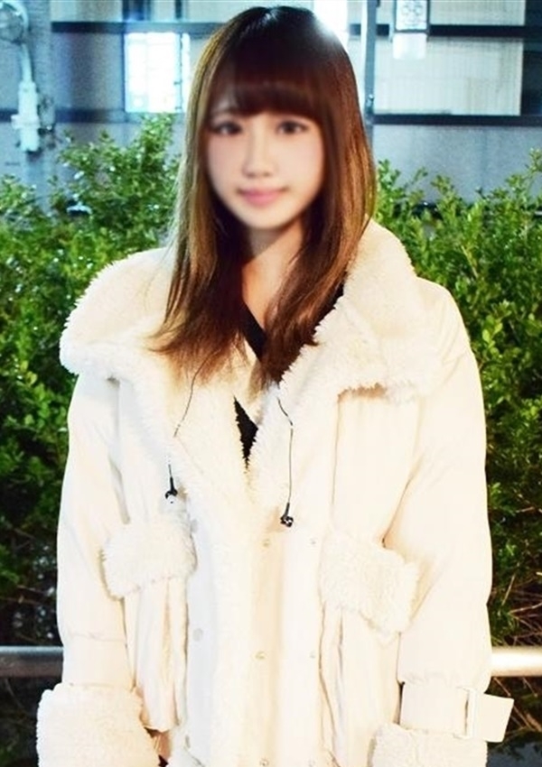 ななみ、新橋現役女子大生コレクション 2