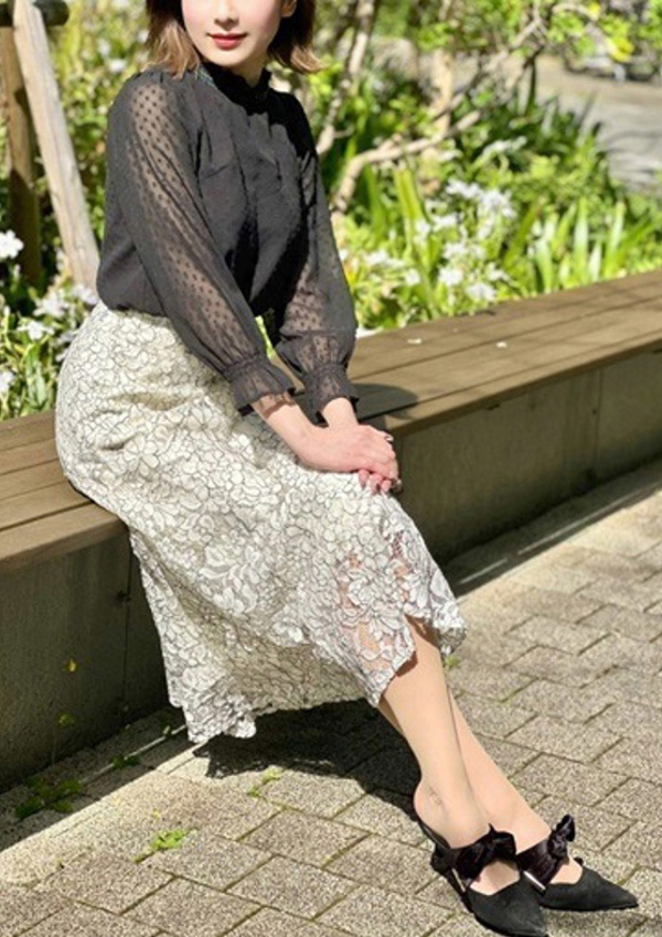中村れな、月の真珠-五反田- 4