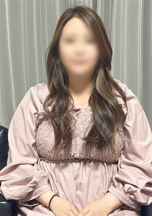 人妻気分、愛羅(あいら)