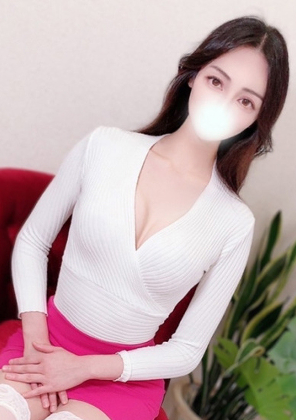 日向なつ、大人のエッチなエステ池袋店 3