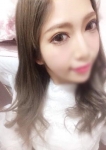 ELLE、れいな