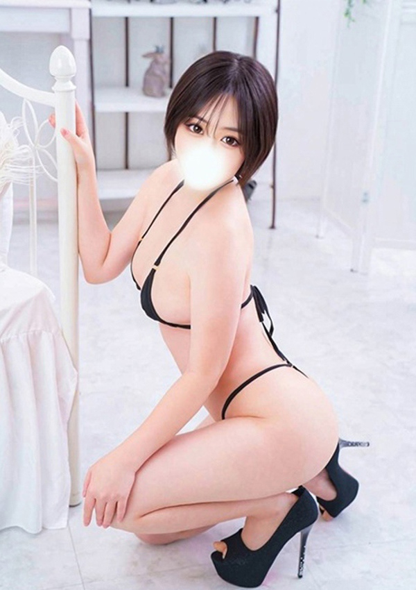 甘井ぐみ、池袋㊙エステフル勃起 5
