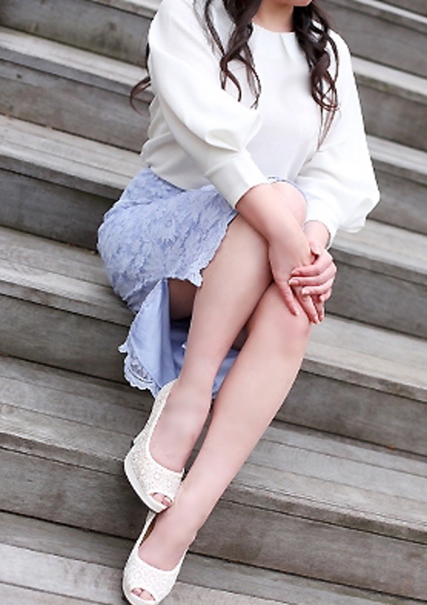 江里奈(えりな)、人妻出逢い会 『百合の園』 新宿店 4