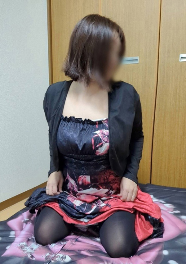 りり、熟女&人妻&ポッチャリクラブ 5