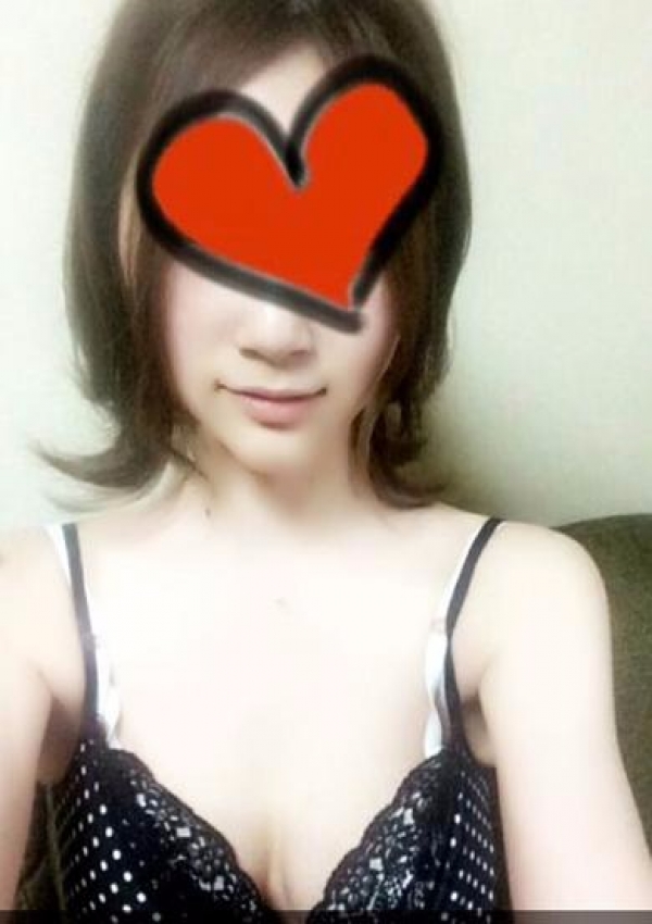 はな【1日体験】、恋するエステ彼女が部屋着にきがえたら 1