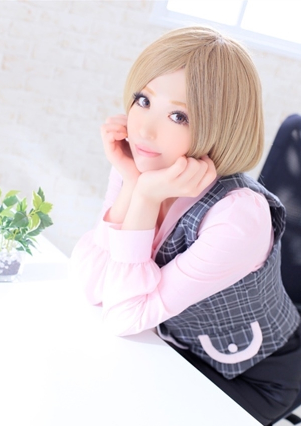 山田 茉莉奈、派遣秘書 札幌店 3