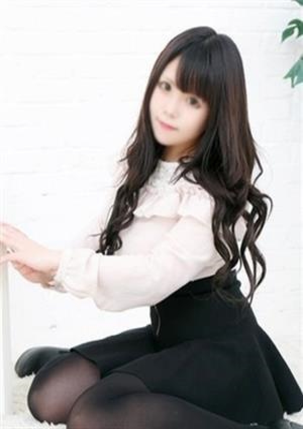 渡辺 もか、イラマチーオ キタ梅田店 1